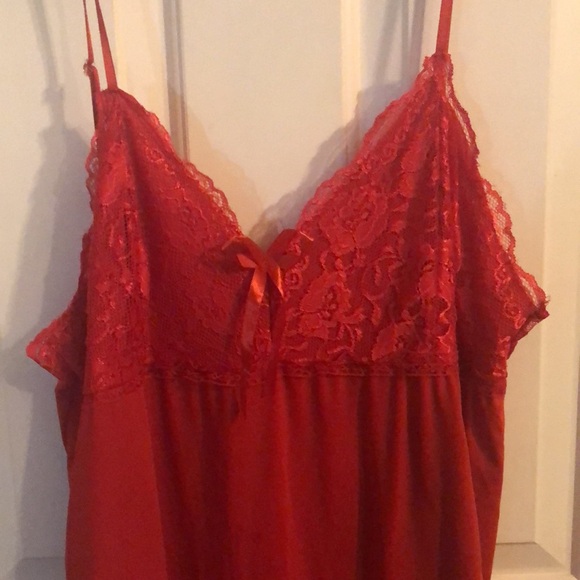 3 XL Brand new never worn very sexy, red nightgown - Picture 3 of 3